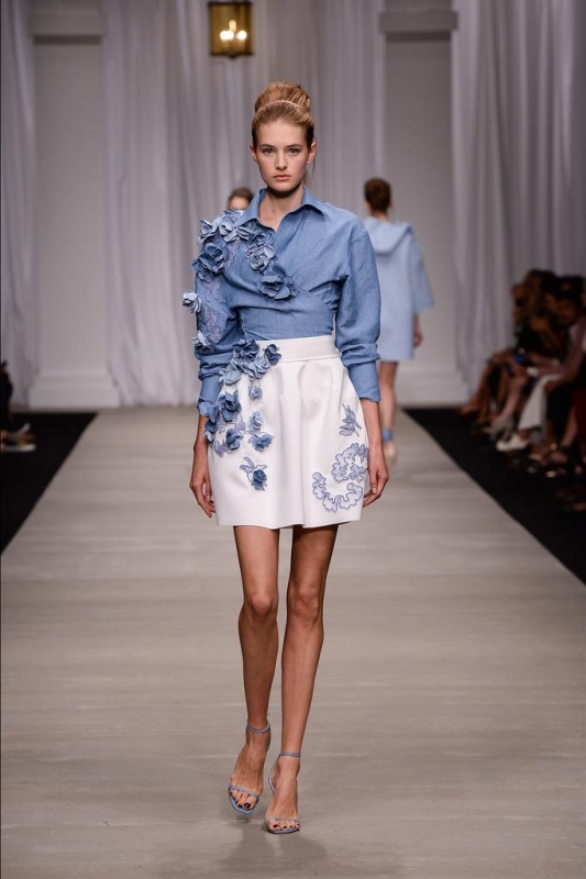 Sanne Vloet shows Milan S/S 2015 Ermanno Scervino